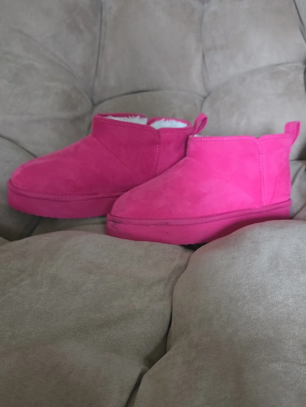 Old Navy Hot Pink Kids Cozy Booties